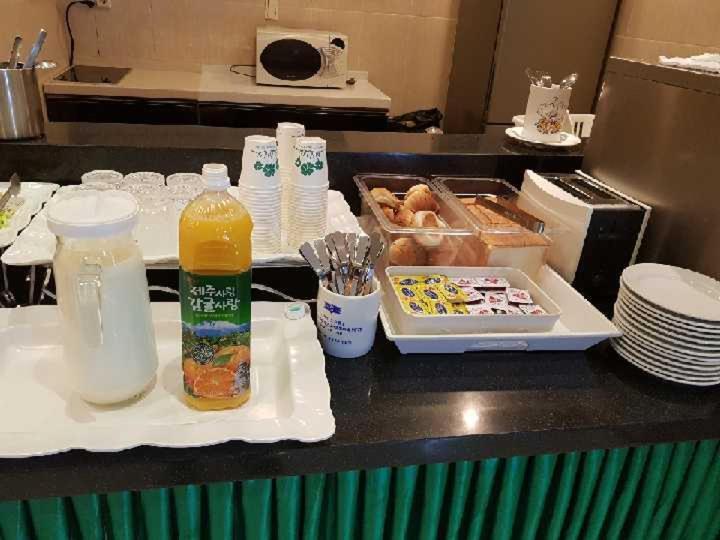Changwon Olympic Hotel Quarto foto